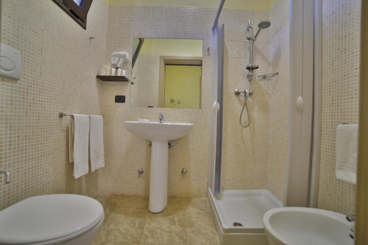 B&B La Casa Di Attilio Porto Cesareo Bagian luar foto